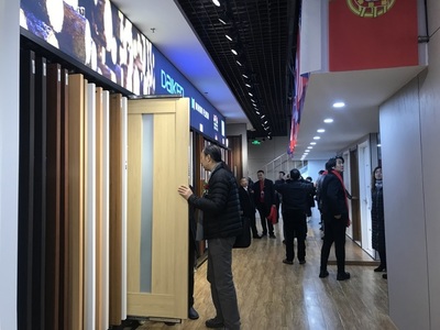 亞美利加甘肅運(yùn)營中心 蘭海商貿(mào)城盛大開業(yè)